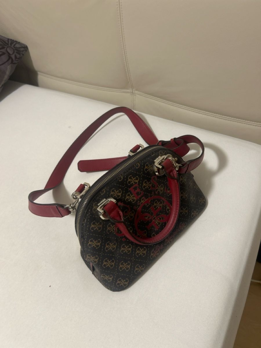 Guess Borse da donna: Guess Tasche – Nuovo (secondo la descrizione) da Rotkreuz venduto da E321 1