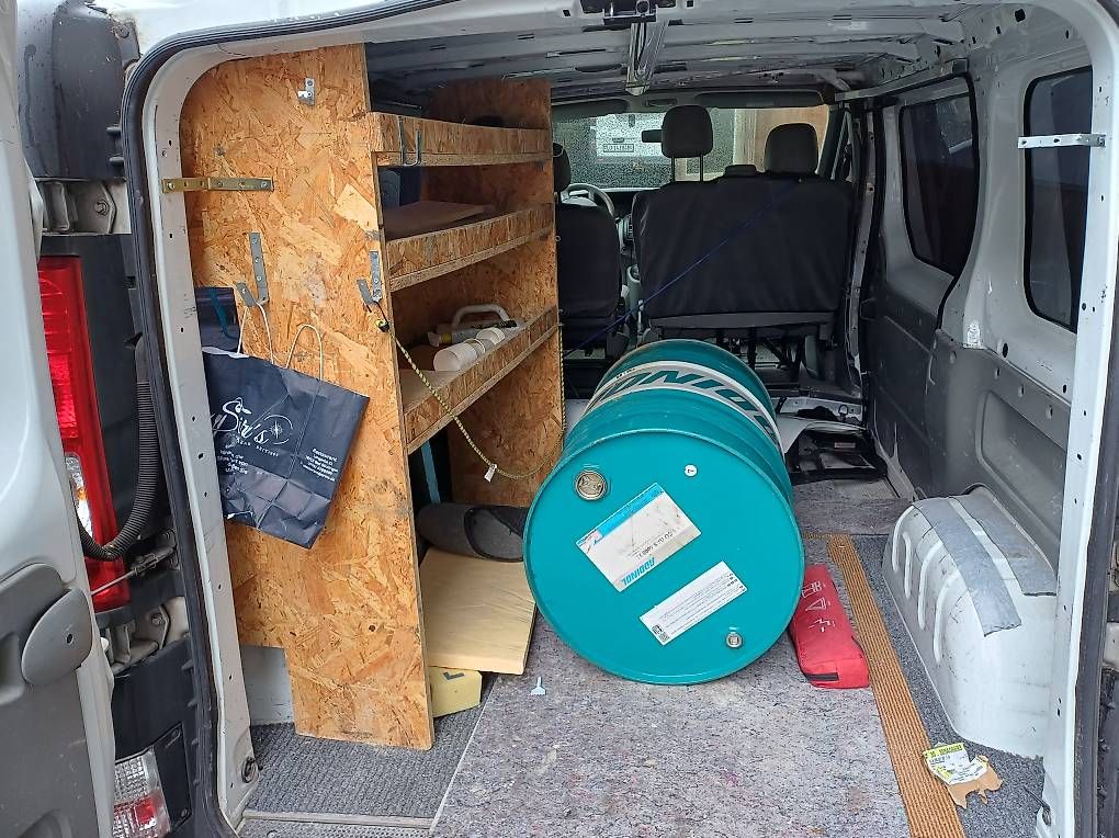 Renault Autos: Renault Trafic T29 dCi 115 Ersatzteilspender – Gebraucht aus Rohrmatt von PB6130 2