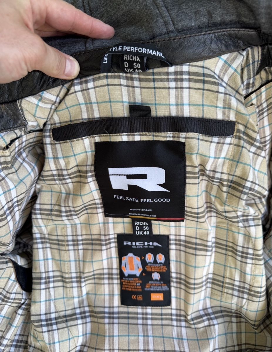 Giacche: Richa Lederjacke mit Protektoren Grösse 50 – Usato da Bürglen TG venduto da Junker93 2