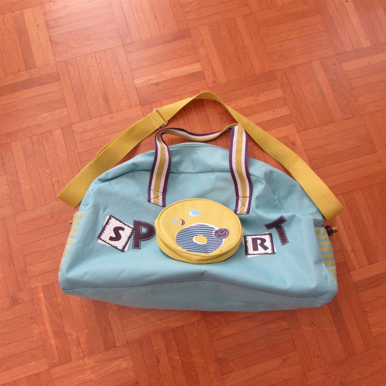 Kindertaschen: Kinder Freitzeittasche – Gebraucht aus Aadorf von Olymp05