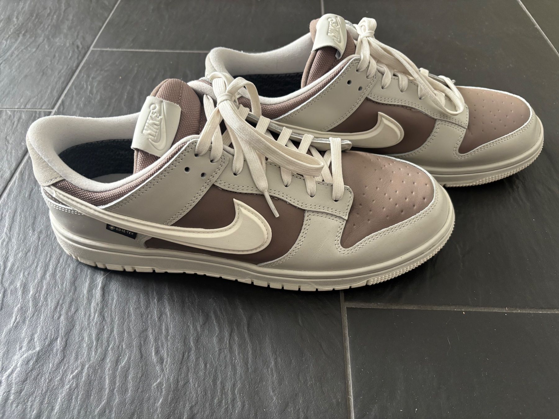 Nike Scarpe da uomo: Nike Dunk Low Gore-Tex Light Bone, Grösse EU 46 – Nuovo (secondo la descrizione) da Bever venduto da alspi 1