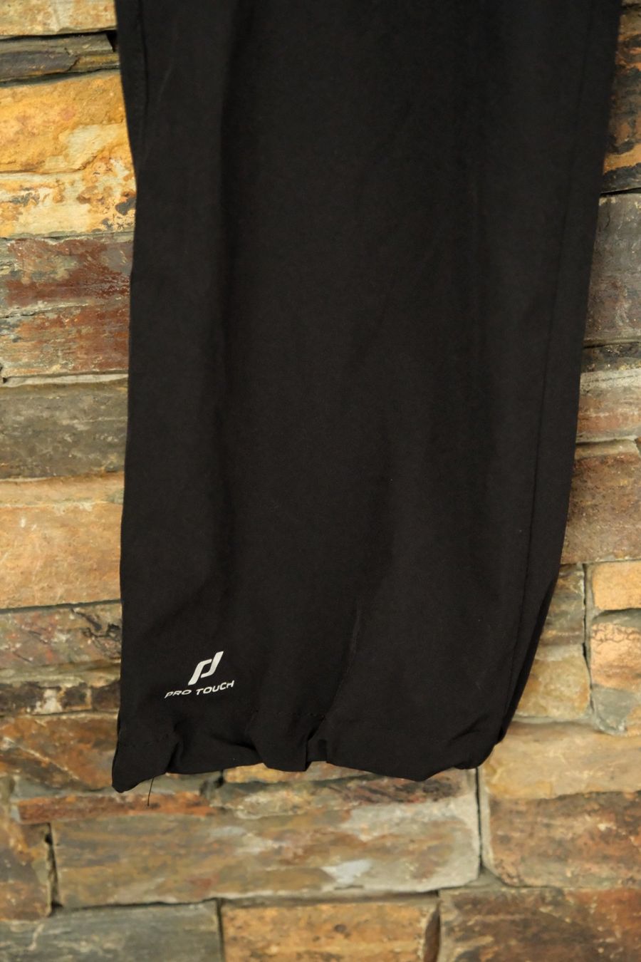Pantaloni: Sporthose Trainerhose Damen Gr. 42 PRO TOUCH DRY PLUS – Nuovo (secondo la descrizione) da Wohlen AG venduto da Exitburn 2