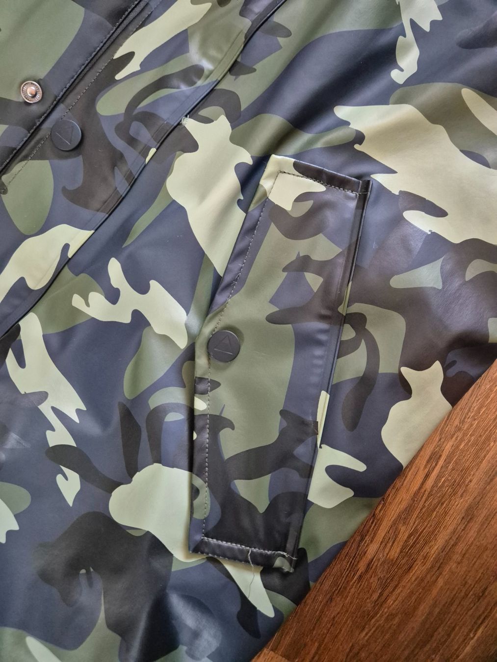 Cappotti: Rain coat fron Maium size S – Usato da Zürich venduto da monadiederich 4