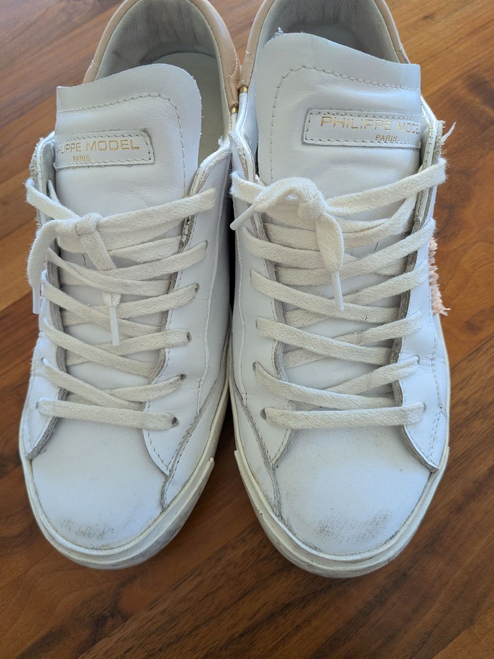 Scarpe da donna: Philippe Model,  weiss Leder Grösse 39 gebraucht – Usato da Lengnau AG venduto da Martinwh99