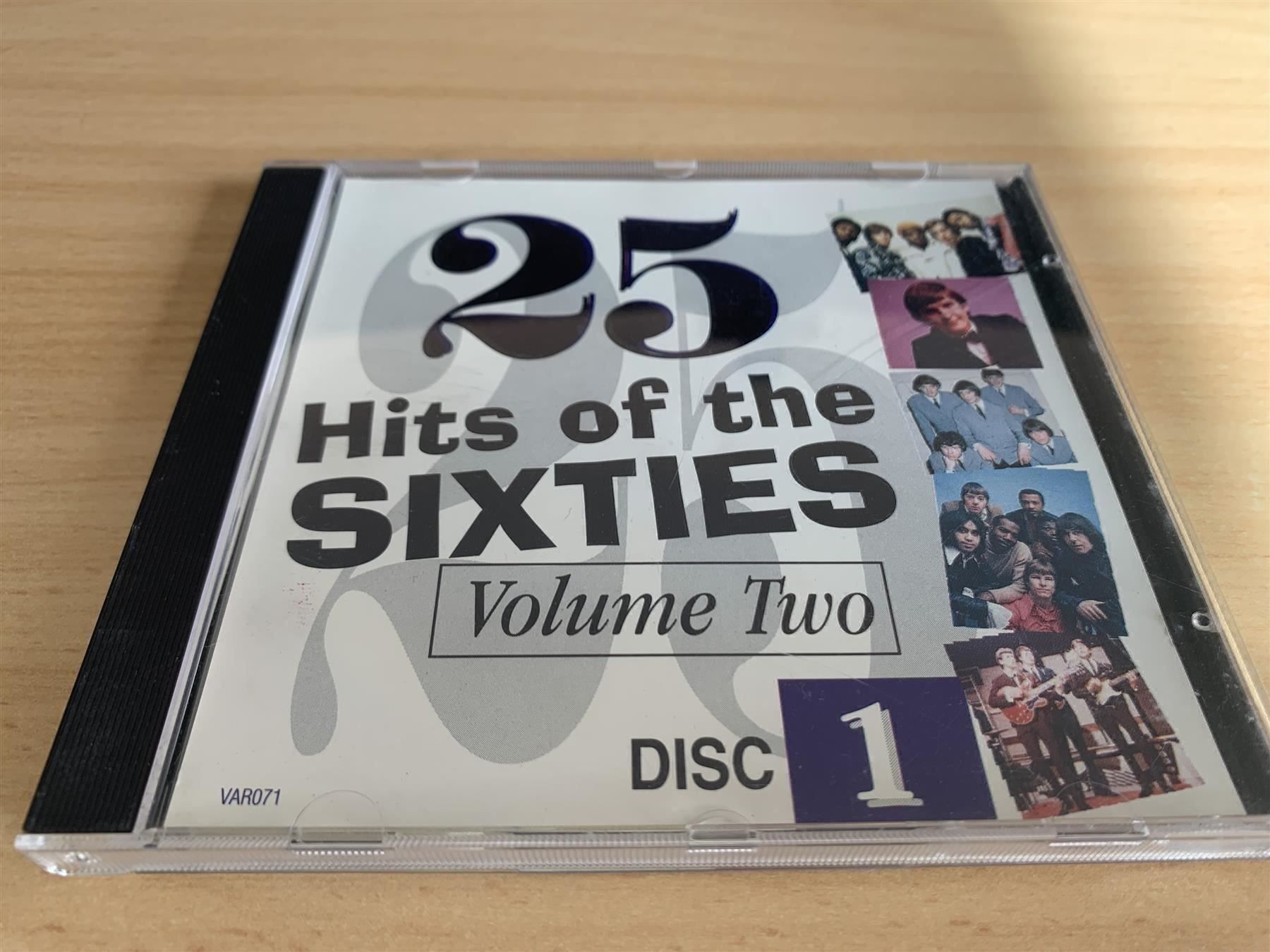 CDs: 25 Hits Of The Sixties Volume Two - 4 CD – Gebraucht aus Rikon im Tösstal von Alpenmutz