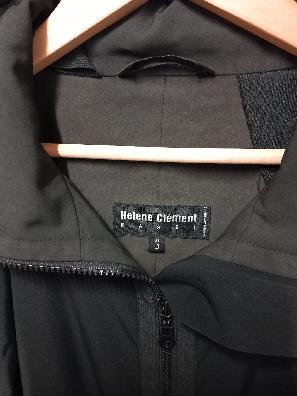 Mäntel: Mantel von Helene Clément Gr. 3 schwarz – Gebraucht aus Gwatt (Thun) von umwelt-brocki 1