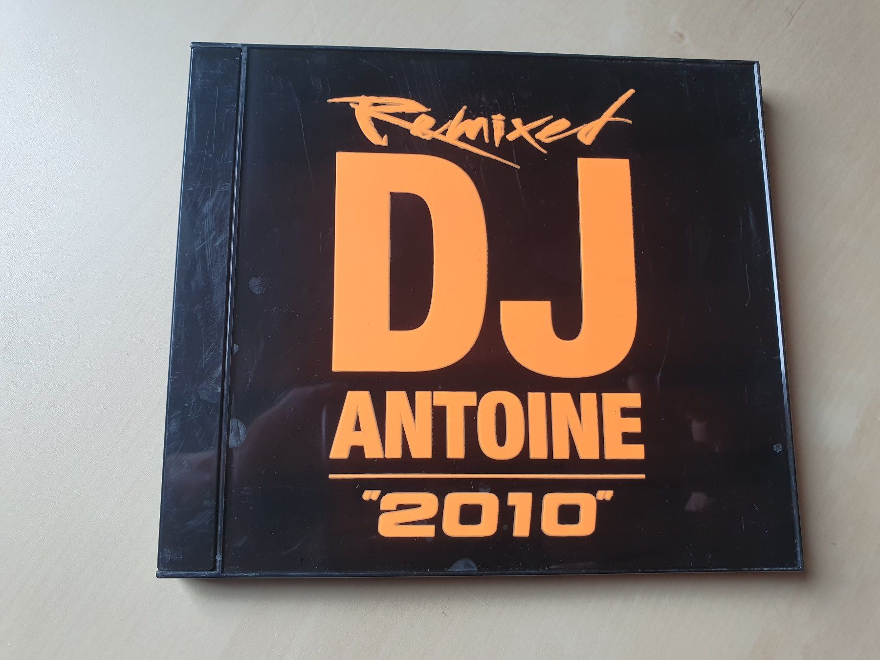 CD: DJ Antoine 2010 Remixed – Usato da Stansstad venduto da collectorsshop