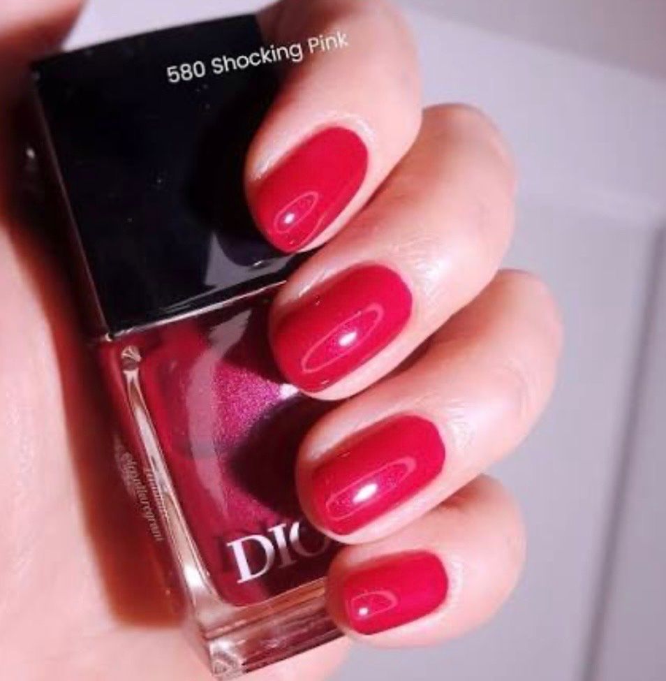 Dior Smalto per unghie: DIOR Nagellack - Vernis - 580 Shocking Pink – Nuovo (secondo la descrizione) da Baden venduto da Tiffany6878