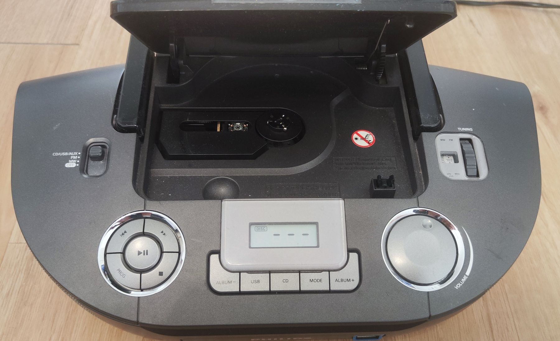 Philips Multimediaplayer & Streamer: CD Soundmachine AZ1834 Philips radio-CD player used – Gebraucht aus Baar von ILDAR 2