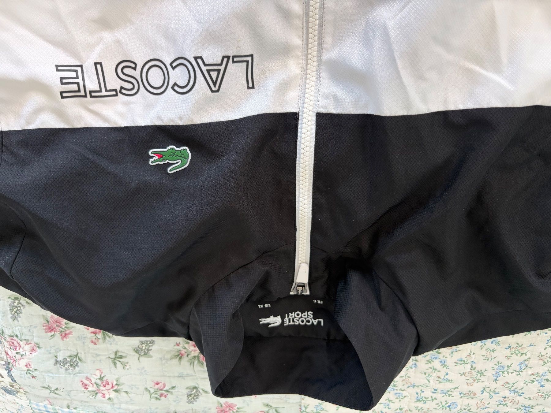 Lacoste Completi, tute sportive e funzionali: Original Lacoste trainer Jack und Hose – Usato da Rüschlikon venduto da pat_6hmj 2
