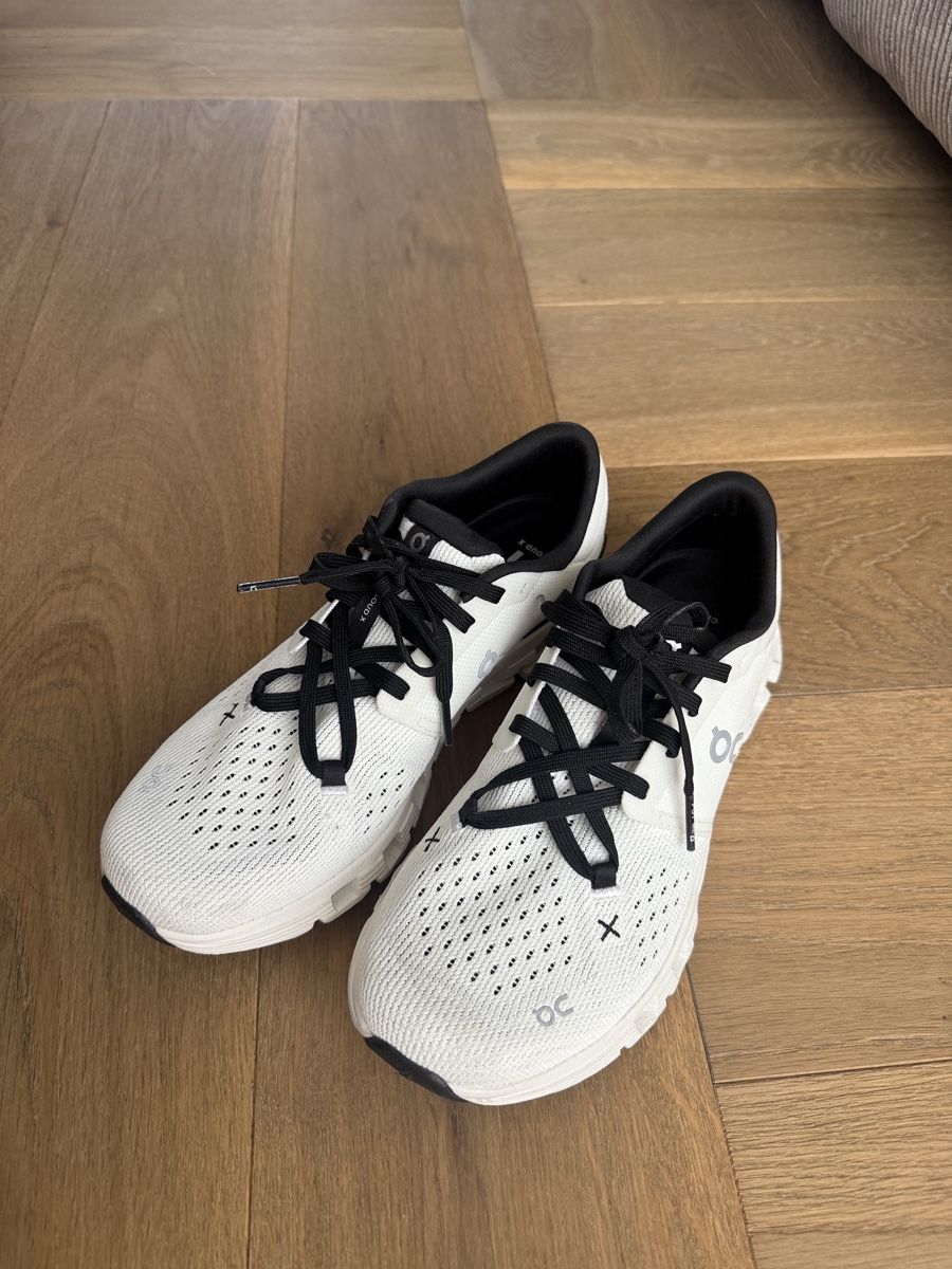 On Damenschuhe: On Cloud X  Schuhe Grösse EU 40.5 – Neu (gemäss Beschreibung) aus Gümligen von kleiderschrankbe6