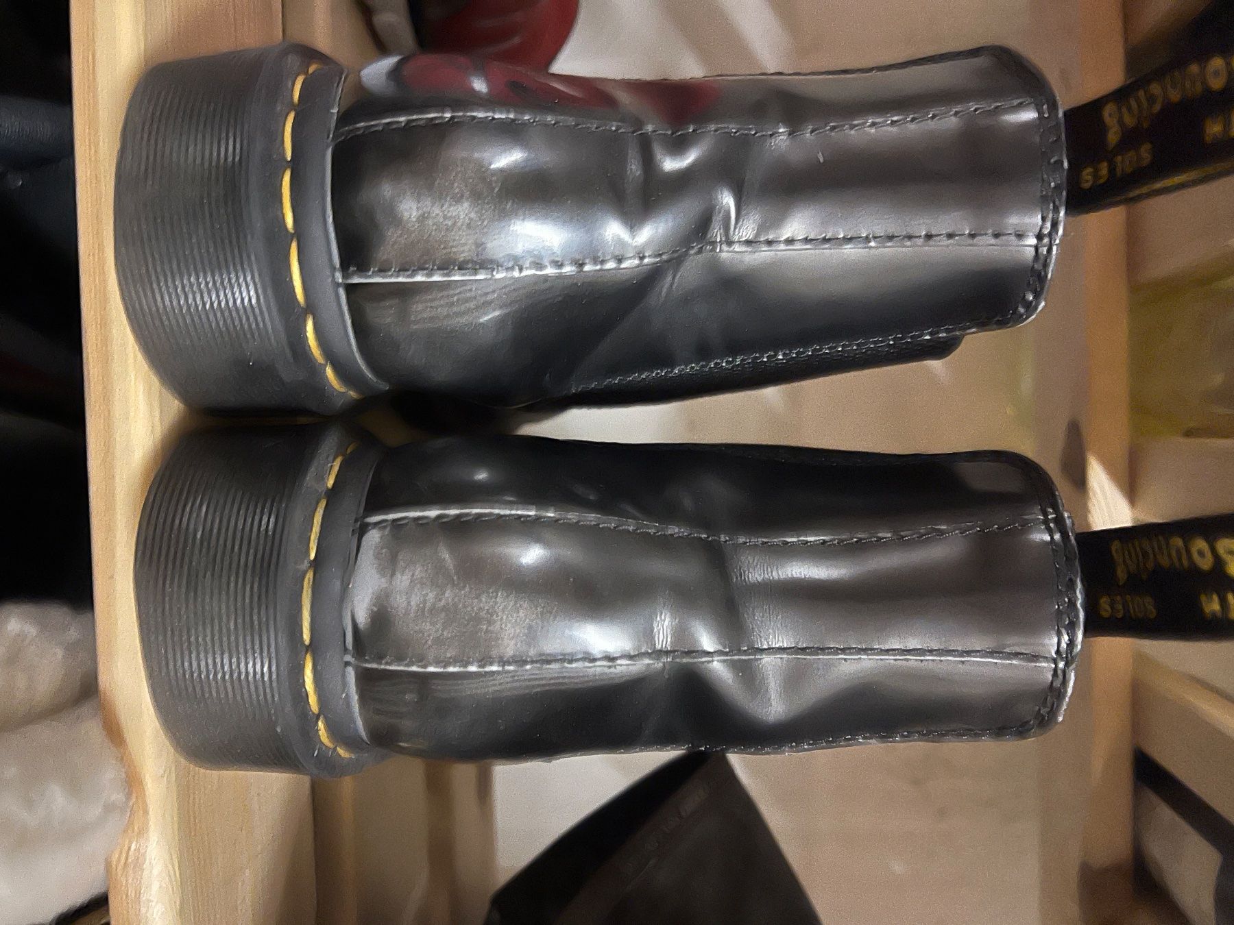 Dr. Martens Damenschuhe: Boots Dr. Martens – Gebraucht aus Bülach von Isles 4