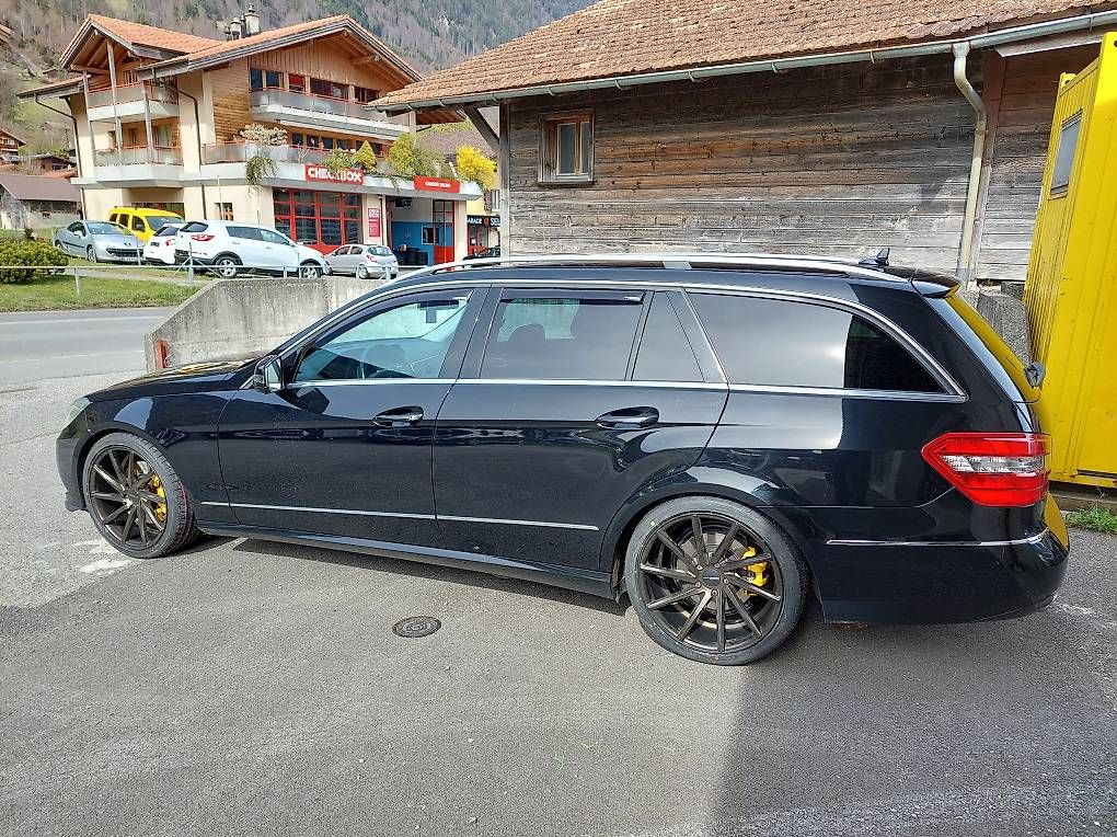 Autos: Mercedes E 350 CDI – D'occasion à Saxeten par bhmotorsport