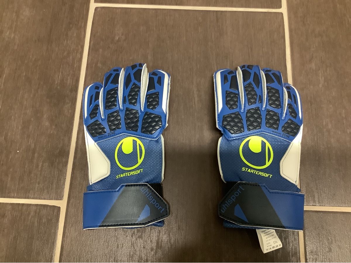 Guanti & manicotti: Uhlsport Starterssoft Torwarthandschuhe, Grösse 7.5, Top! – Nuovo (secondo la descrizione) da Brugg AG venduto da Sweety_pie