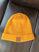 Strickmütze Crafty gelb mit Leder-Patch guter Zustand