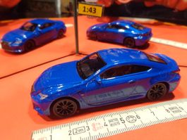 Lexus  RC F  1-43 (mit  Box) Welly  (BAN)