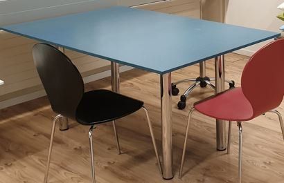 Tables: Tisch – D'occasion à Davos Platz par bru_6gm7