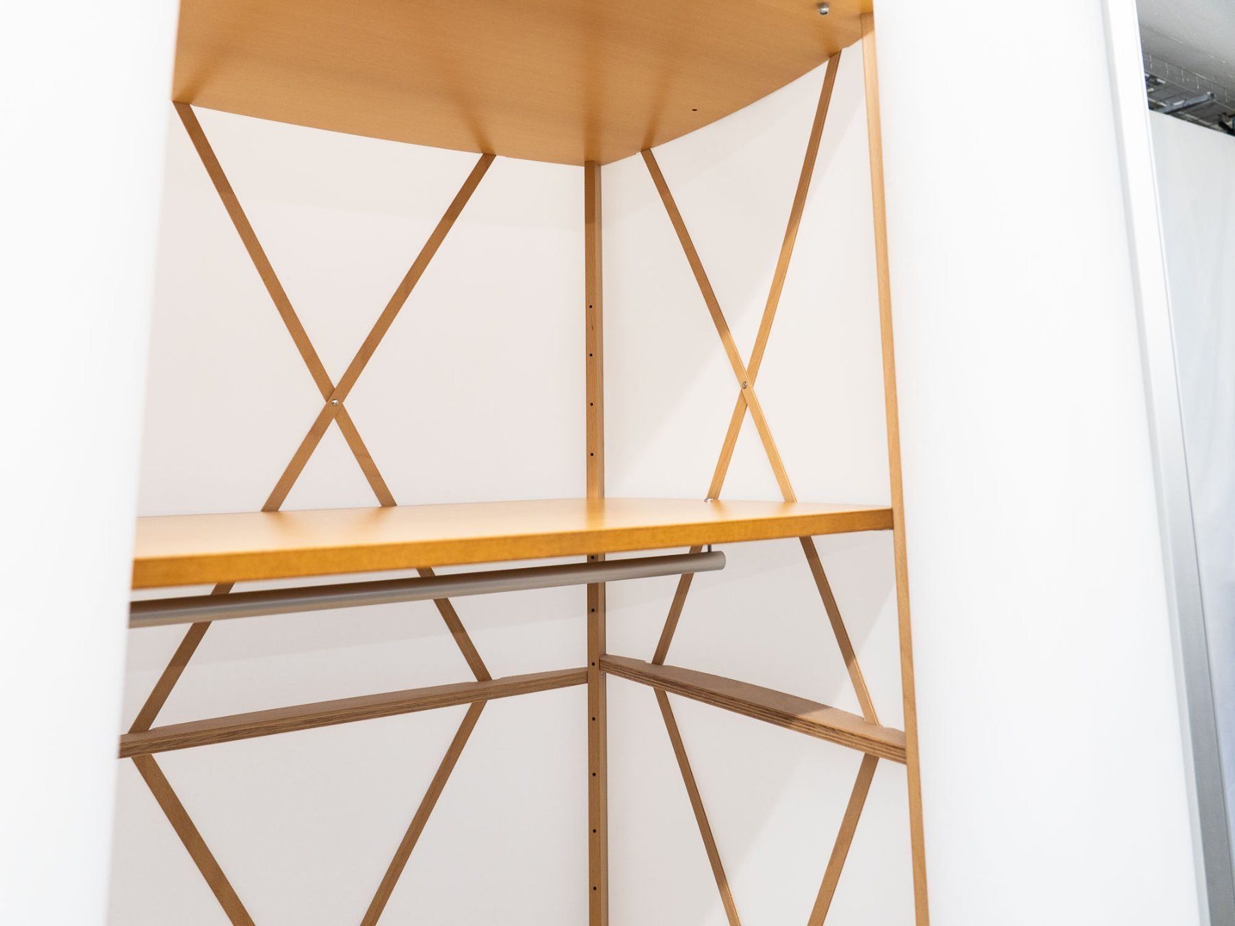 Thut Armadi: Thut Folien-Schrank 385 - Designklassiker - Ref. 05/50 – Usato da Au ZH venduto da BrockiAu 5