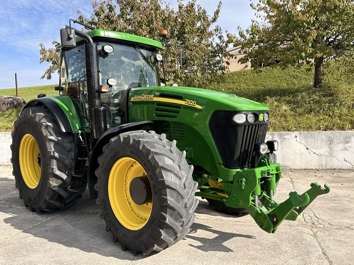 John Deere Trattori: John Deere 7920 – Usato da Oetwil am See venduto da CarParts 2