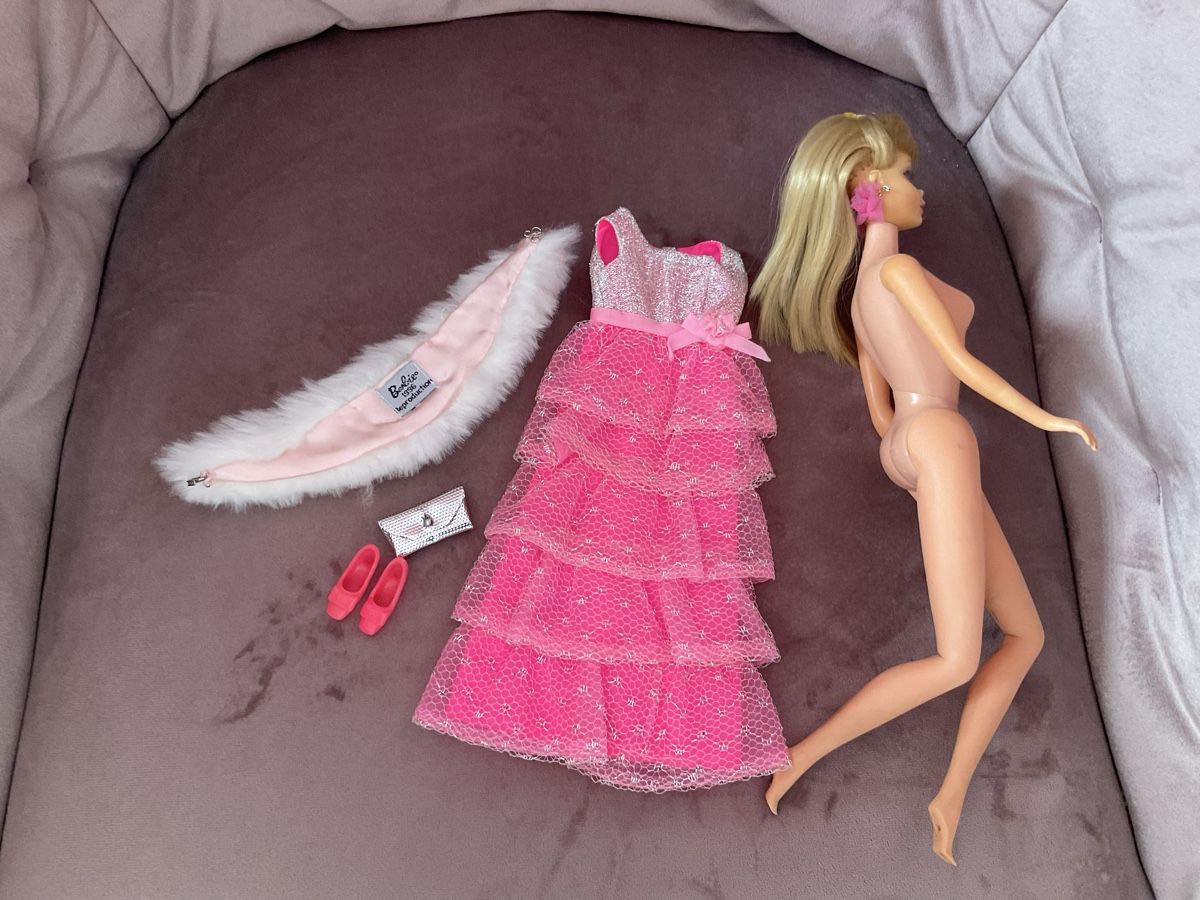 Bambole: Vintage Barbie in Romantik Ruffels – Usato da Herbriggen venduto da Sehrazade 2
