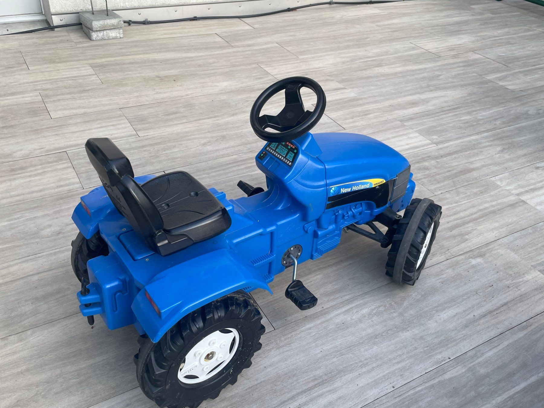 New Holland Veicoli per bambini: Trettraktor New Holland, gebraucht – Usato da Spiez venduto da bap75 2