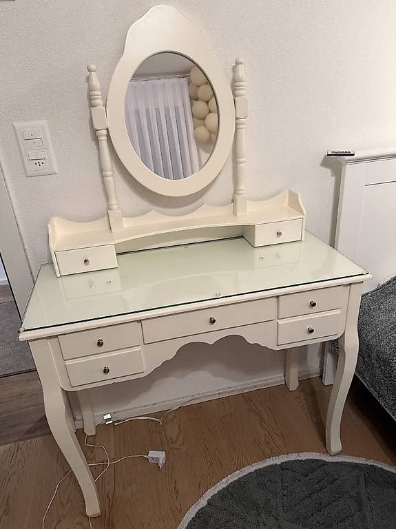 Schminktische: Coiffeuse  – Gebraucht aus Bulle von Preteni