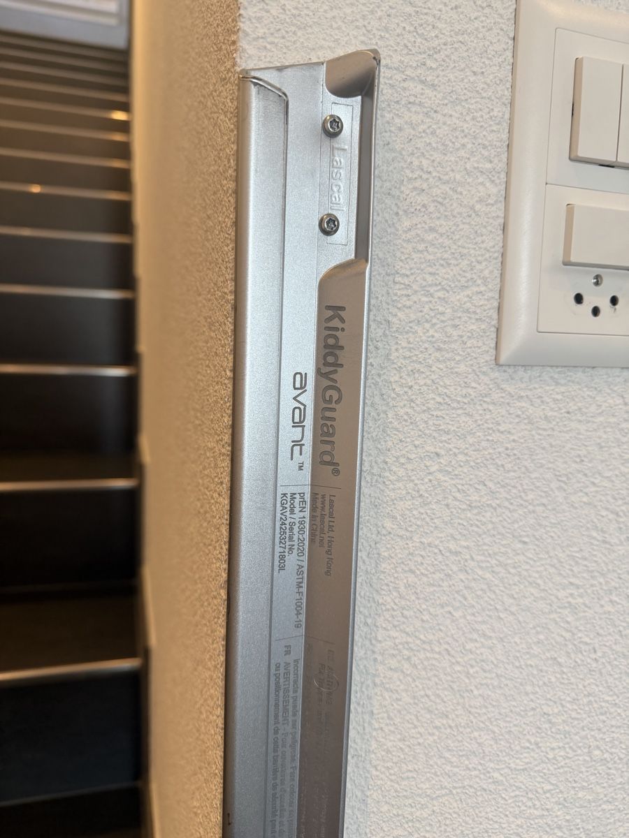 Tutto per la sicurezza: KiddyGuard Avant Treppenschutzgitter – Usato da Appenzell Steinegg venduto da celisol 4