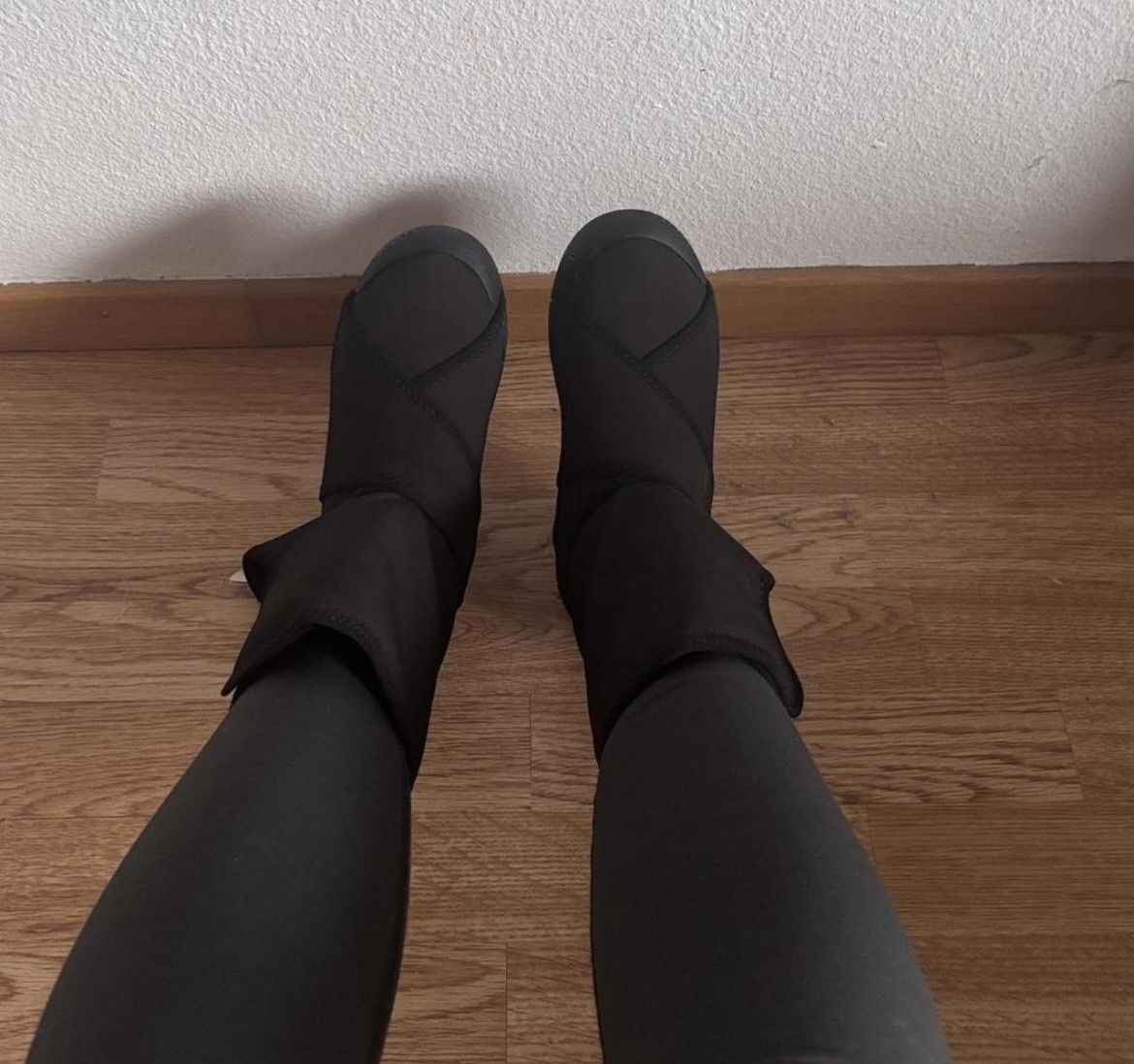 Damenschuhe: Vibram Boots – Neu und originalverpackt aus Aarau von lus_rz6v 4