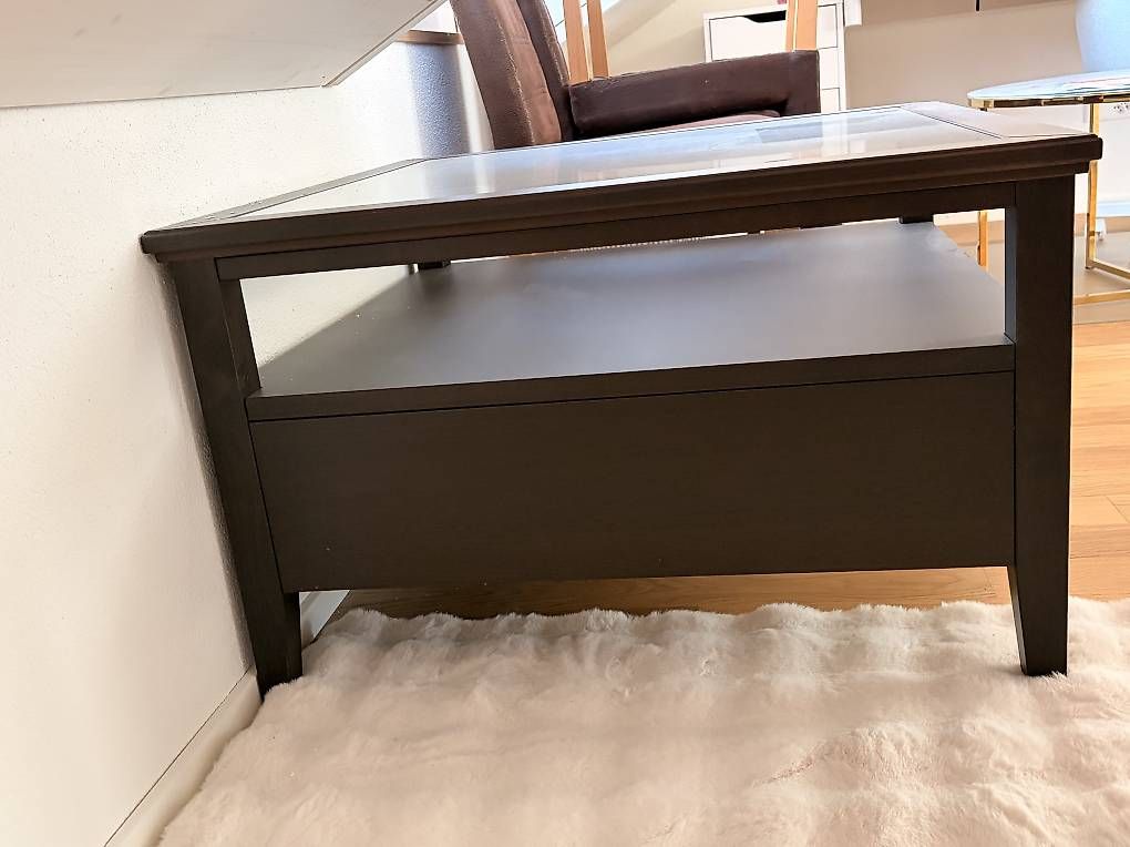 Ikea Tables: Beistelltisch Holz/Glas – D'occasion à Steffisburg par ste_8mjt 2