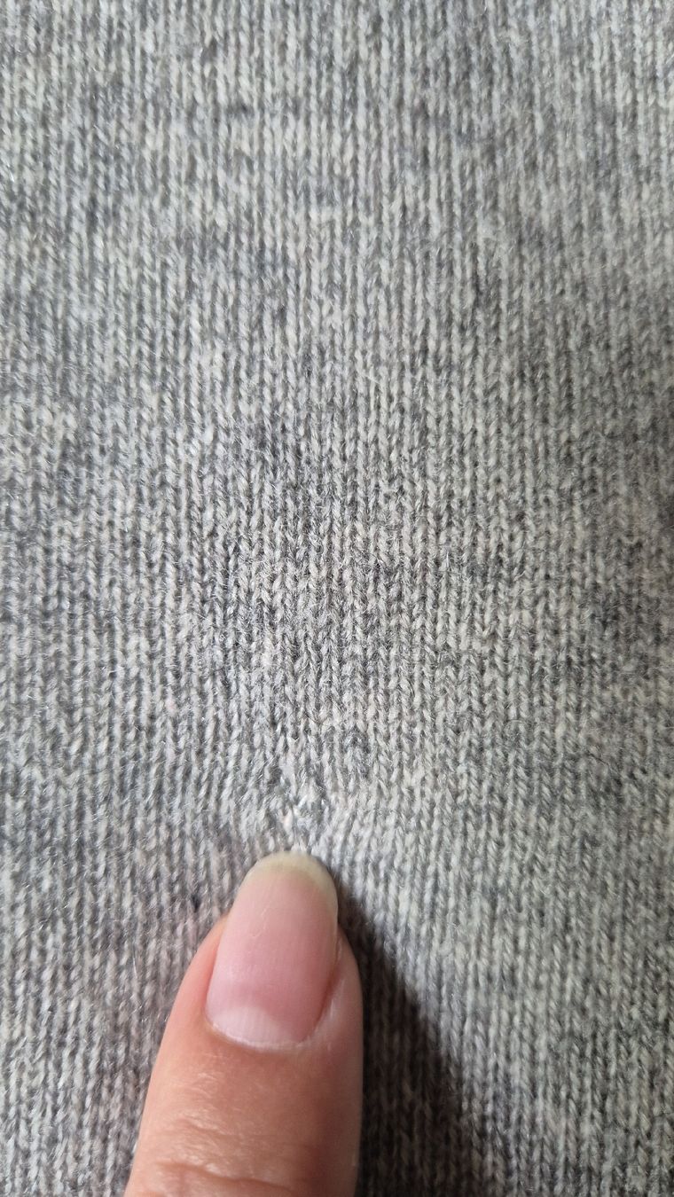 Maglioni & Felpe: Esmara Kaschmir Rollkragenpullover, Grösse M (40/42)  – Usato da Winterthur venduto da ann_7lxx 7