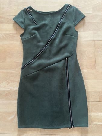 Damen Kleid in ca. Gr. 34/36, Olivgrün