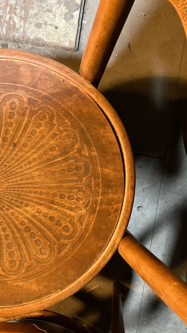 Chaises: Chaise bistro Bistrostuhl antik – D'occasion à St-Cierges par LeRegain 4