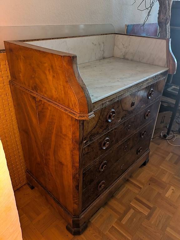 Kommoden: commode bois et marbre – Gebraucht aus morges von flo_x9zt 1