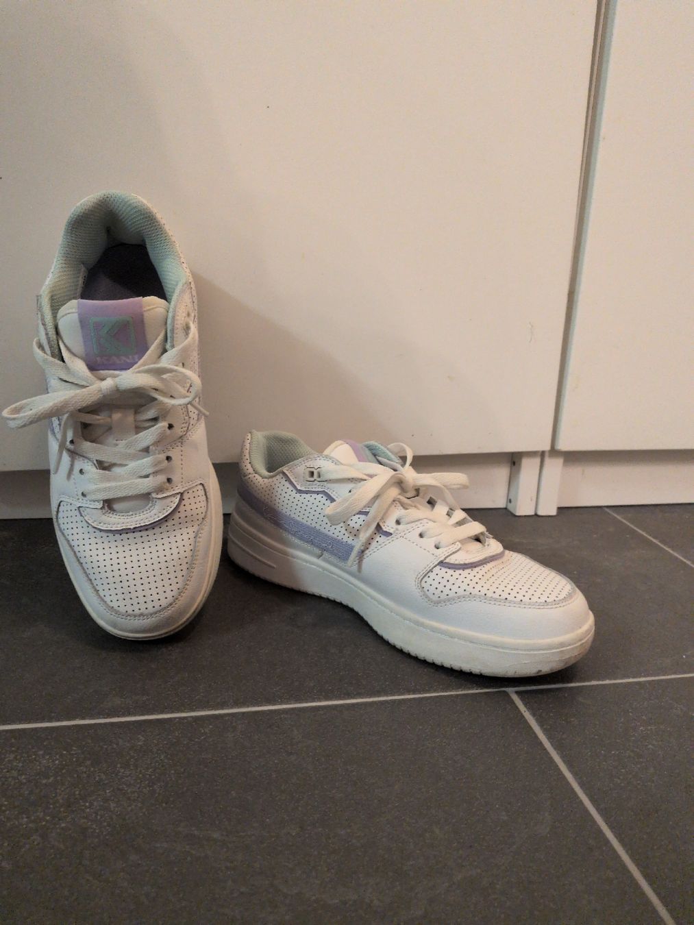 Chaussures hommes: Sneaker Karl Kani Gr. 39 – D'occasion à Untersiggenthal par Naomi4