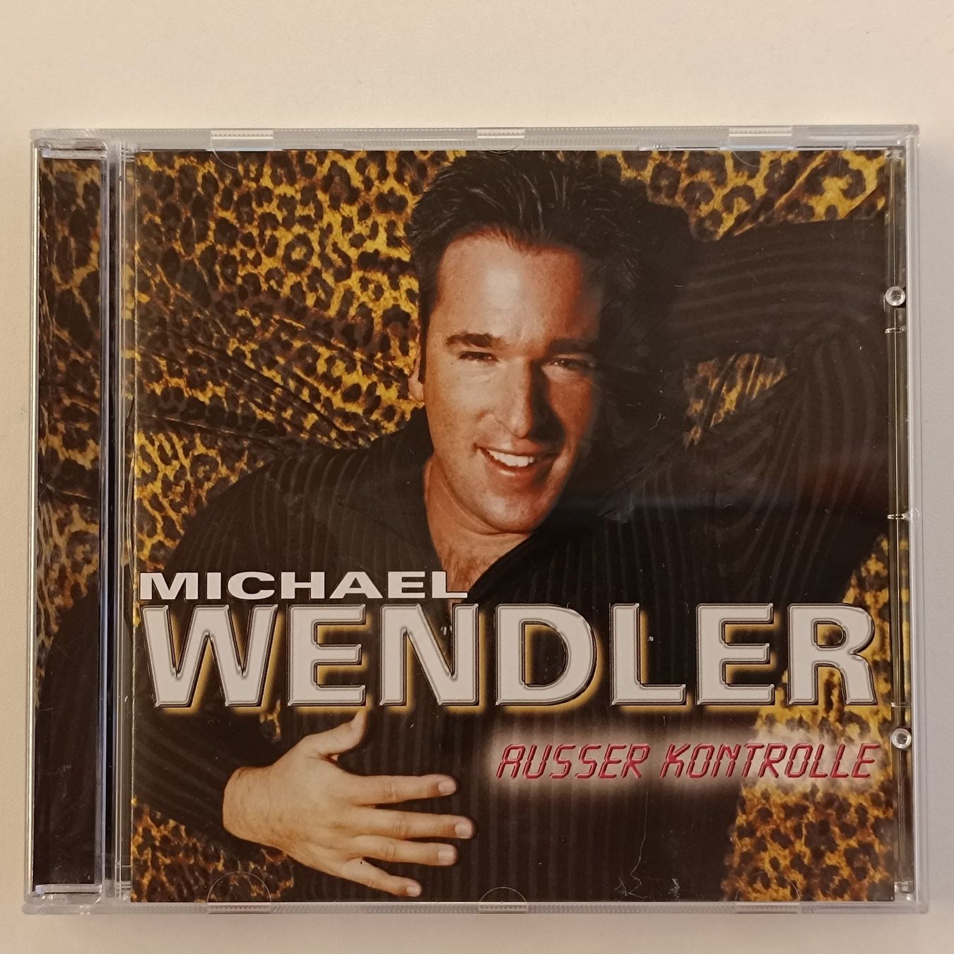 CD: Michael Wendler - Ausser Kontrolle F23 – Usato da Sessa venduto da fraenklishop