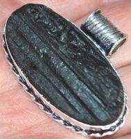 Anhänger L-4814 – Schwarzer Turmalin – 45x25mm