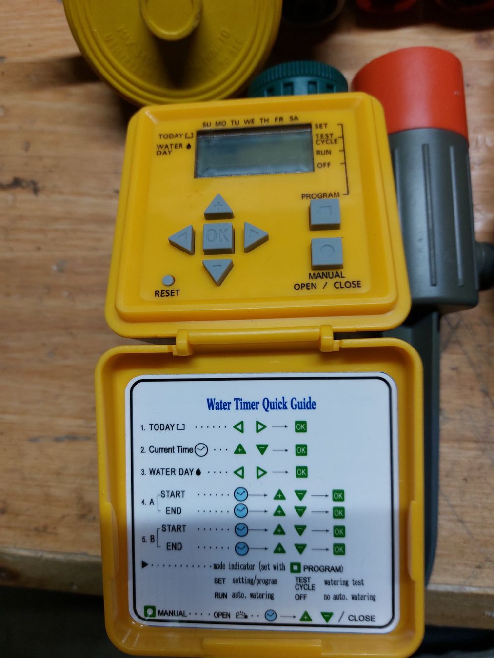 Tecnologia medica: Gartenschlauch Zubehör Set: Timer, Hahnverbinder, Spritze – Usato da Kestenholz venduto da Saskeli 1
