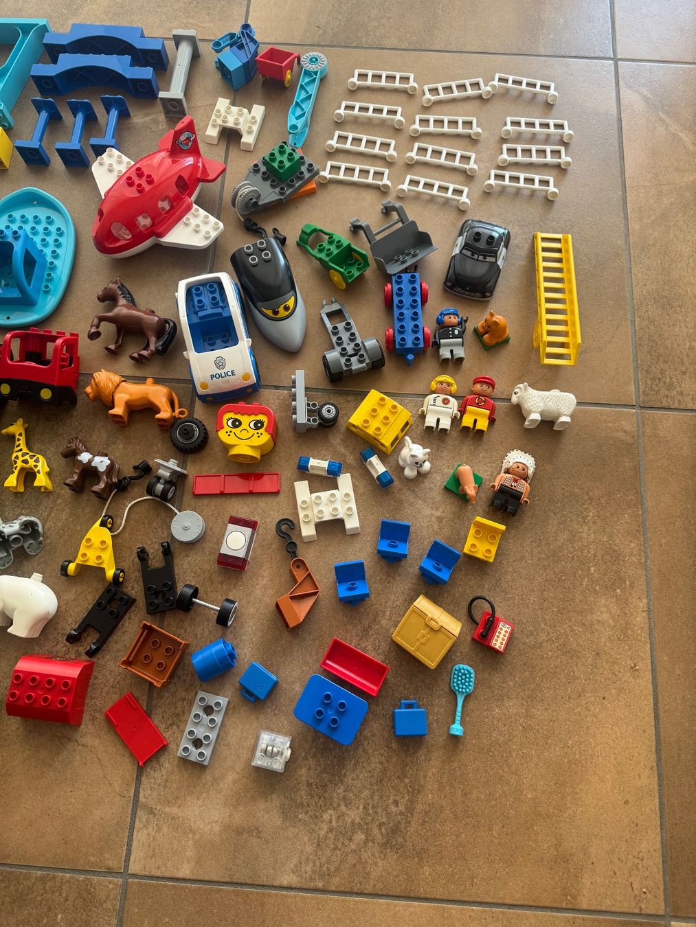 Lego Kit di costruzioni: Lego Duplo Set 4 / Konvolut – Usato da Wauwil venduto da RaFiLa 1
