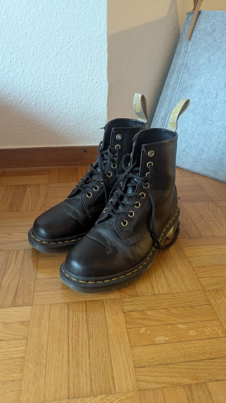 Dr. Martens Scarpe da donna: Doc Martens Airwair  – Usato da Morges venduto da mai_bj58 2