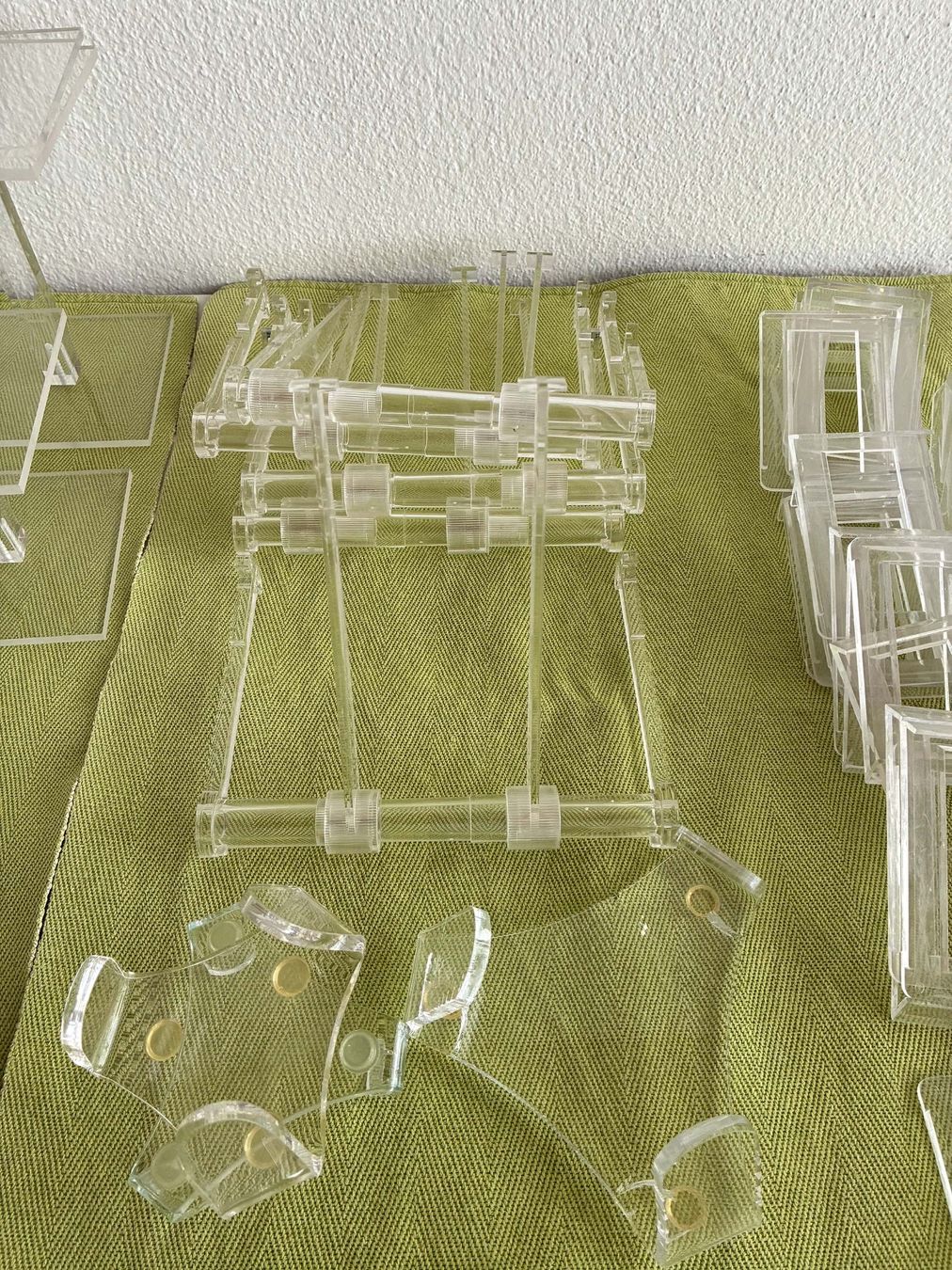 Sonstige Dekorationen & Accessoires: Diverse Plexiglas Ständer – Gebraucht aus Bäretswil von robsonantik 5