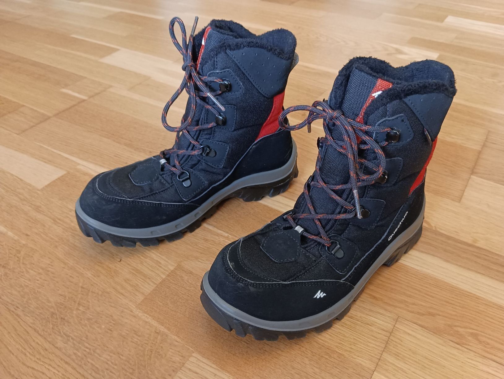 Decathlon Scarpe per ragazzi: Quechua Winterschuhe Gr. 37 - neuwertig – Usato da Burgdorf venduto da W31S