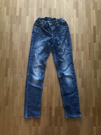 Zara Jeans 152