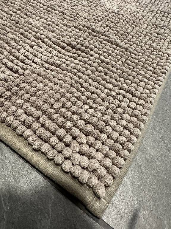 Ikea Tapis: Badematten 50x80cm beige – D'occasion à Oberbüren par dijbdn 1