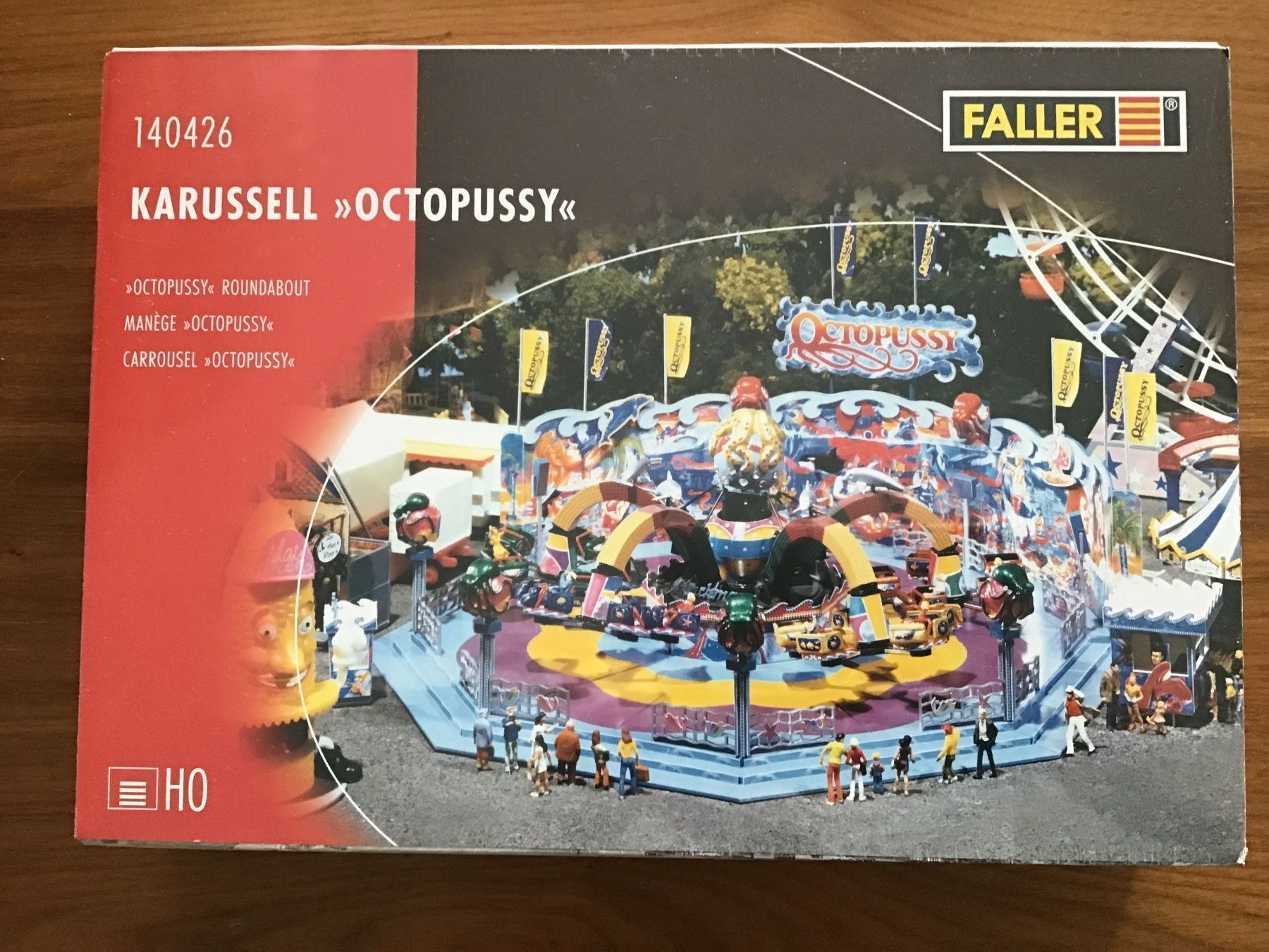 Faller Modellini di ferrovie: Faller 140426 Karussell Octopussy – Nuovo e nell'imballaggio originale da Rudolfstetten venduto da Gwyneth2