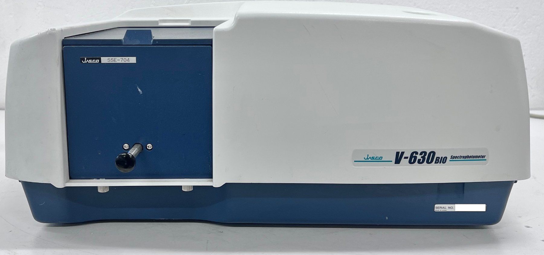 Laborzubehör: Jasco V-630 UV-Vis Double Beam Spektrophotometer – Gebraucht aus Niederdorf von LeptonAG_Labor 1