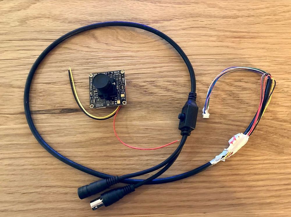 Caméra FPV Sony et cable FPV accessoire (Gebraucht) in Trélex für CHF 9 ...
