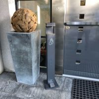 Mobile Desinfektionssäule mit Fusspedal