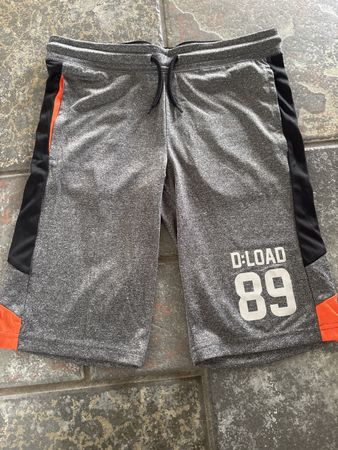 C&A Sport-Shorts, Gr. 152 neuwertig