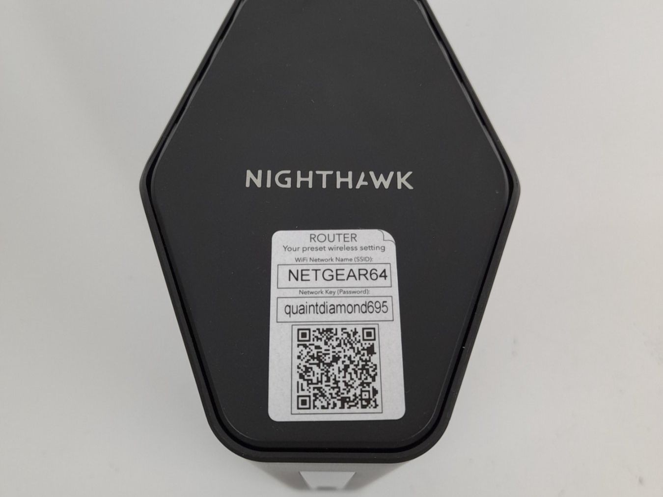 Netgear Modem & Router: NETGEAR Nighthawk RS300 – Nuovo (secondo la descrizione) da Liebefeld venduto da Restwert_Liebefeld 6