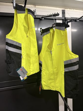Motorradweste Grösse S/M NEU